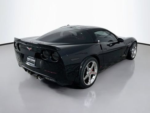 Used 2006 Chevrolet Corvette Coupe w/ Preferred Equipment Group RWD image 7