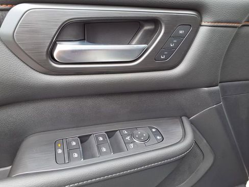 New 2025 Nissan Armada PRO-4X image 11