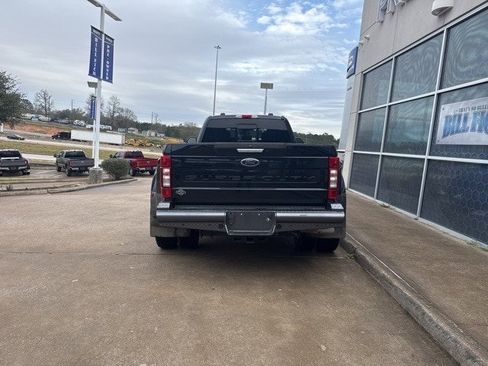 Certified 2021 Ford F350 Lariat w/ Lariat Value Package image 6