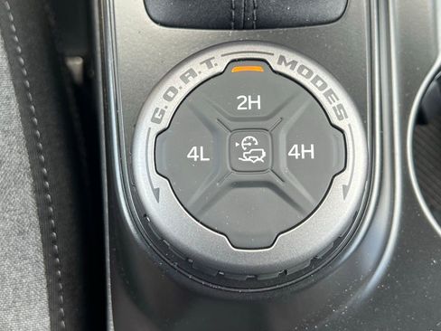 New 2025 Ford Bronco 2-Door image 41