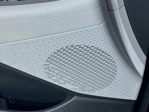 Used 2024 Hyundai Palisade SEL FWD image 19