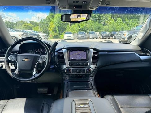 Used 2016 Chevrolet Suburban LTZ RWD image 20