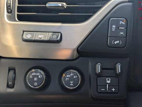 Used 2016 GMC Yukon Denali w/ Open Road Package image 27