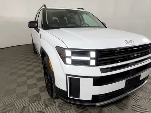 Used 2025 Hyundai Santa Fe XRT AWD/4WD image 13