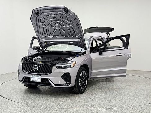 New 2026 Volvo XC60 B5 Plus w/ Protection Package Premier image 9