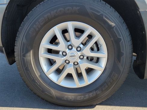 Used 2019 Nissan Frontier SV image 27