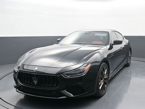 Used 2019 Maserati Ghibli S GranSport Q4 image 1