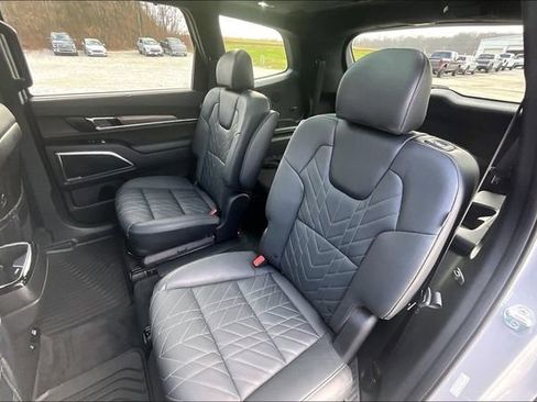 Used 2024 Kia Telluride SX Prestige X-Line image 26