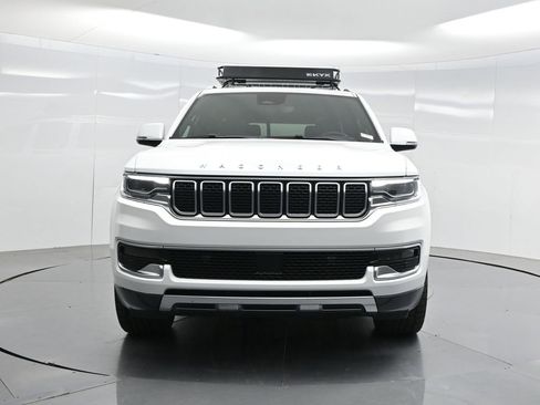 Used 2022 Jeep Wagoneer Series III w/ Premium Group I image 41