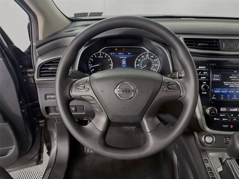 Used 2022 Nissan Murano S AWD/4WD image 3