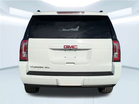 Used 2016 GMC Yukon XL SLT w/ Open Road Package image 5