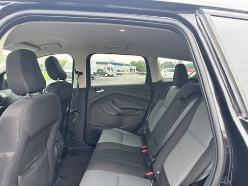 Used 2019 Ford Escape SE AWD/4WD image 6