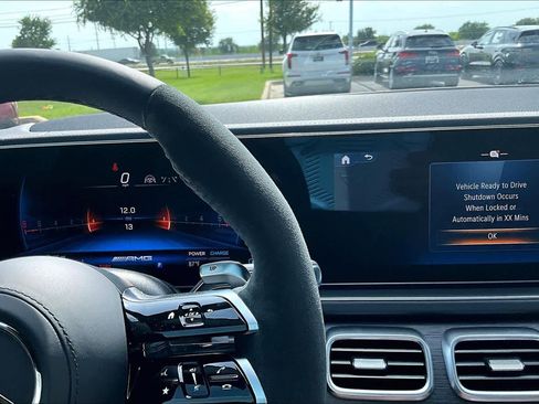 New 2026 Mercedes-Benz GLE 53 AMG 4MATIC Coupe image 9