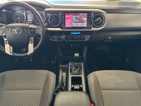 Used 2023 Toyota Tacoma SR5 w/ Black Out Package (TMS) AWD/4WD image 15