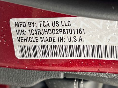 Used 2023 Jeep Grand Cherokee Overland image 32