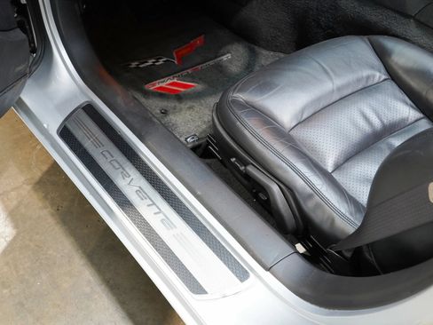 Used 2010 Chevrolet Corvette Grand Sport w/ Preferred Equipment Group RWD image 43