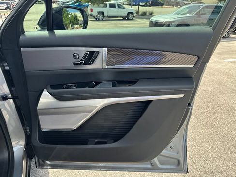 Used 2026 Cadillac Vistiq Sport w/ LPO, Floor Liner Package AWD/4WD image 37