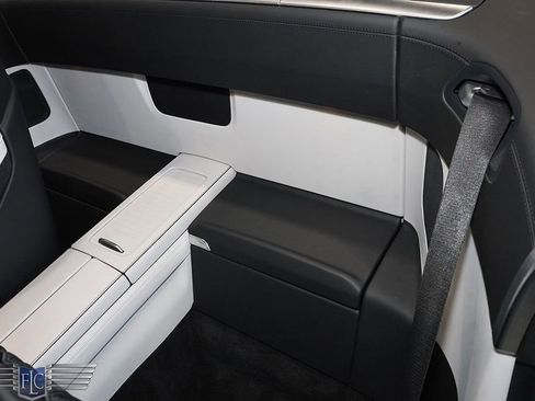 Used 2017 Mercedes-Benz SL 63 AMG image 16