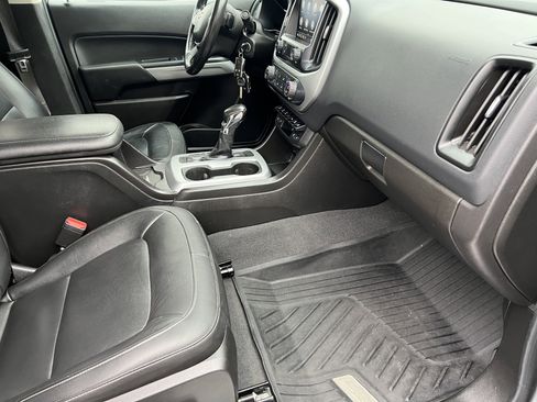 Used 2022 Chevrolet Colorado ZR2 image 19