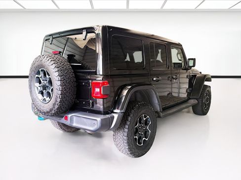 Used 2022 Jeep Wrangler Unlimited Rubicon 4xe w/ Cold Weather Group AWD/4WD image 4