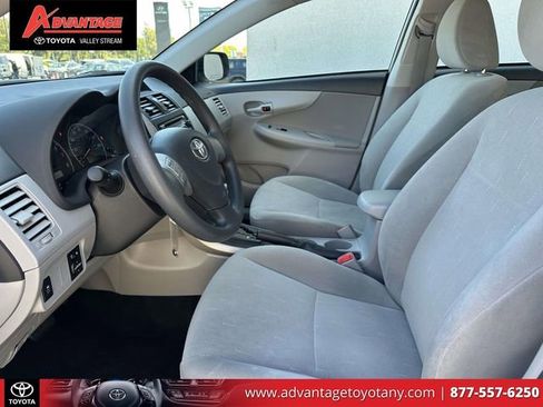 Used 2013 Toyota Corolla L FWD image 18