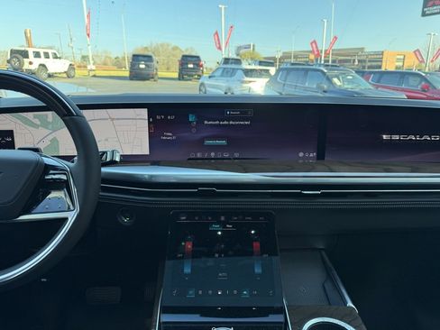 Used 2026 Cadillac Escalade Platinum Sport w/ LPO, Floor Liner Package image 43