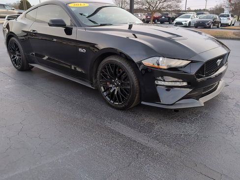 Used 2018 Ford Mustang GT Premium w/ GT Performance Package image 7