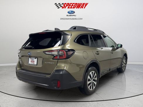 Used 2022 Subaru Outback Premium AWD/4WD image 6