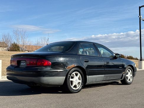 Used 2001 Buick Regal GS w/ Luxury Pkg image 2