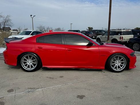 Used 2022 Dodge Charger R/T w/ Blacktop Package image 7