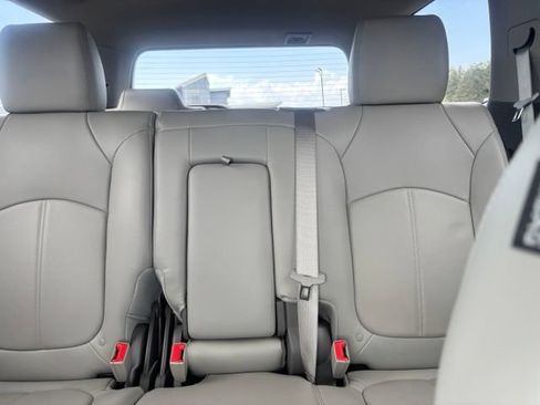 Used 2017 GMC Acadia Limited SLT AWD/4WD image 13