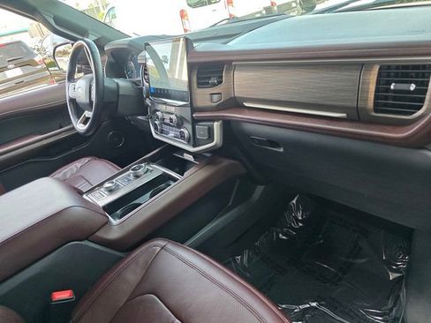 Certified 2023 Ford Expedition Max Limited image 17