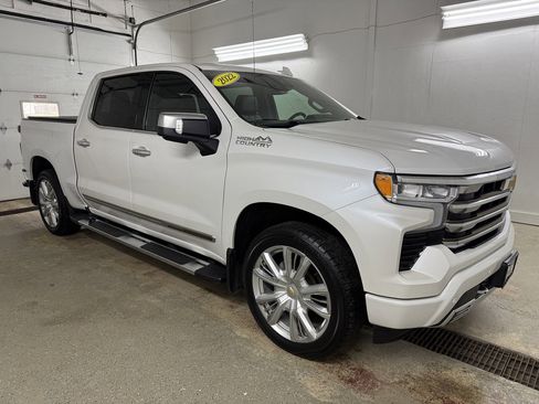 Used 2022 Chevrolet Silverado 1500 High Country w/ High Country Premium Package image 1