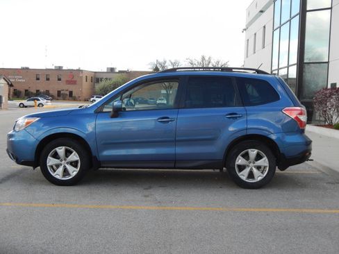 Used 2015 Subaru Forester 2.5i Premium AWD/4WD image 11