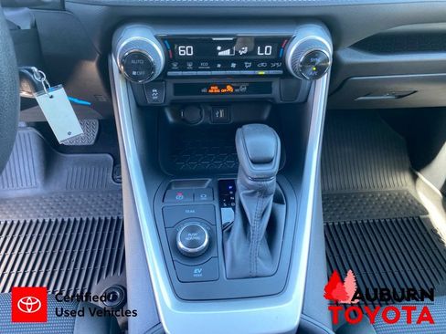 Certified 2025 Toyota RAV4 LE AWD/4WD image 38