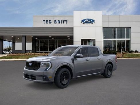 New 2026 Ford Maverick Lobo AWD/4WD image 2
