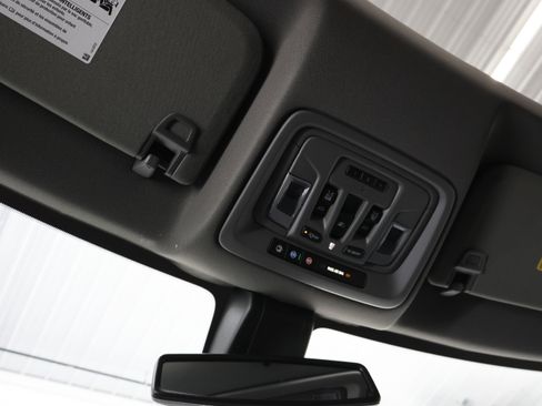 Used 2021 Chevrolet Silverado 1500 LTZ w/ LTZ Premium Package image 12