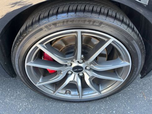 Used 2025 Genesis G70 2.5T AWD/4WD image 32