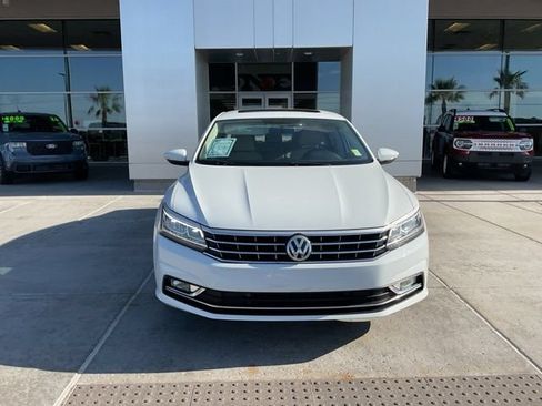 Used 2016 Volkswagen Passat 1.8T SE FWD image 10