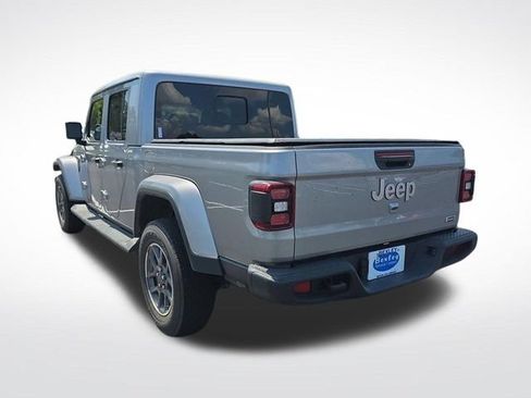 Used 2020 Jeep Gladiator Overland w/ LED Lighting Group AWD/4WD image 9
