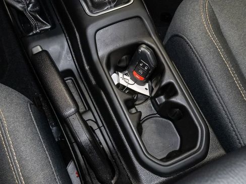 Used 2025 Jeep Wrangler Unlimited Sahara image 20