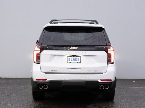 New 2026 Chevrolet Suburban Premier image 28