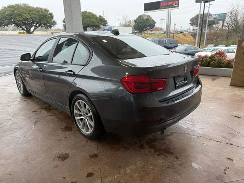 Used 2016 BMW 320i 320i Sedan 4D image 4