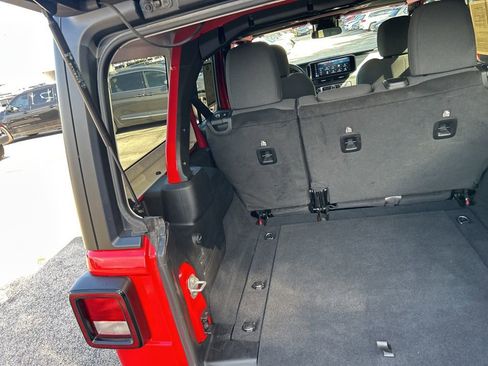 Certified 2024 Jeep Wrangler Sport S image 30