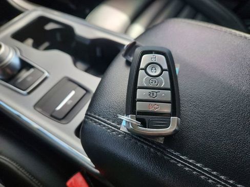 Used 2022 Ford Edge SEL w/ Convenience Package AWD/4WD image 50