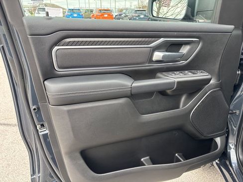 New 2026 RAM 1500 4x4 Crew Cab image 8