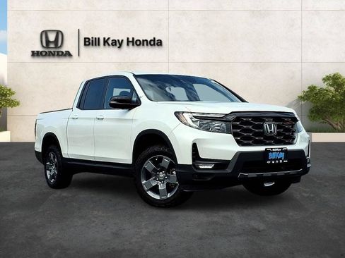 Certified 2024 Honda Ridgeline TrailSport image 1