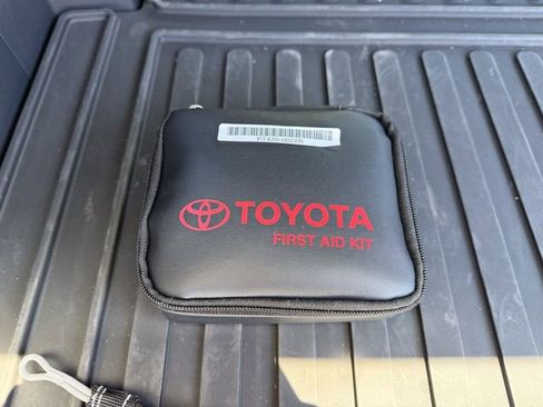 Used 2025 Toyota 4Runner TRD Off-Road AWD/4WD image 23