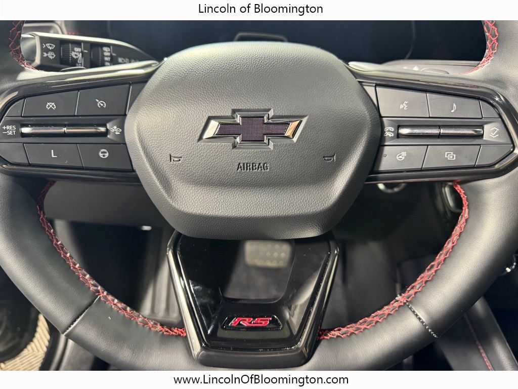 Used 2024 Chevrolet Traverse RS AWD/4WD image 15