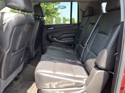 Used 2016 GMC Yukon XL SLT AWD/4WD image 7